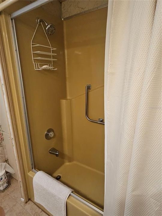En Venta: $164,800 (2 camas, 2 baños, 1180 Pies cuadrados)
