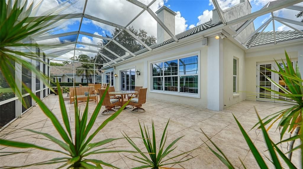 En Venta: $775,000 (2 camas, 2 baños, 2071 Pies cuadrados)