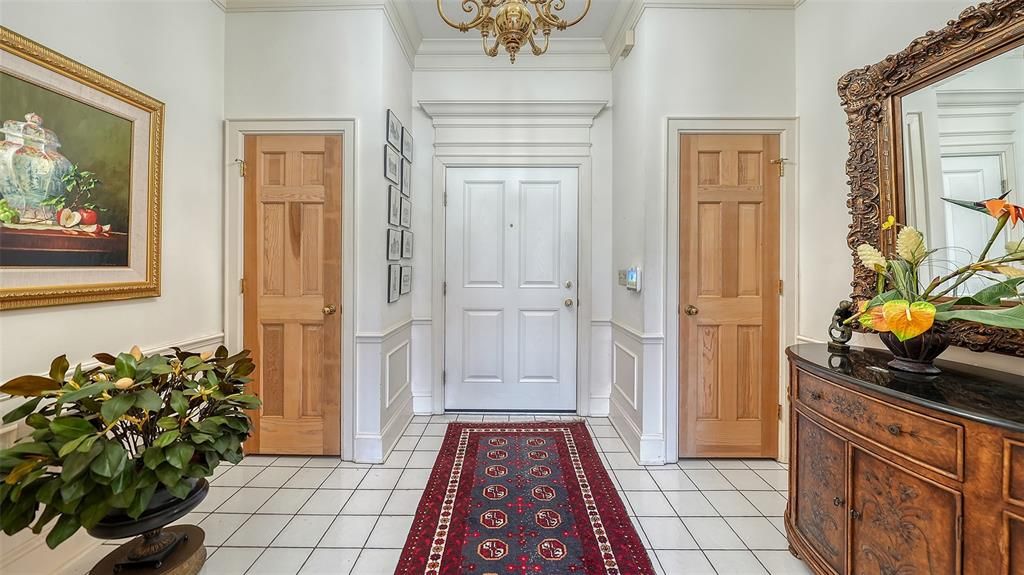 En Venta: $775,000 (2 camas, 2 baños, 2071 Pies cuadrados)