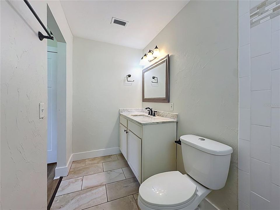 En Venta: $289,900 (4 camas, 3 baños, 1794 Pies cuadrados)