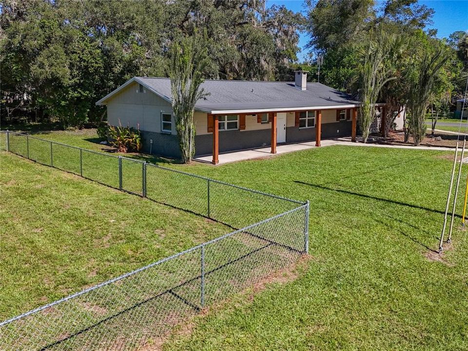 En Venta: $289,900 (4 camas, 3 baños, 1794 Pies cuadrados)