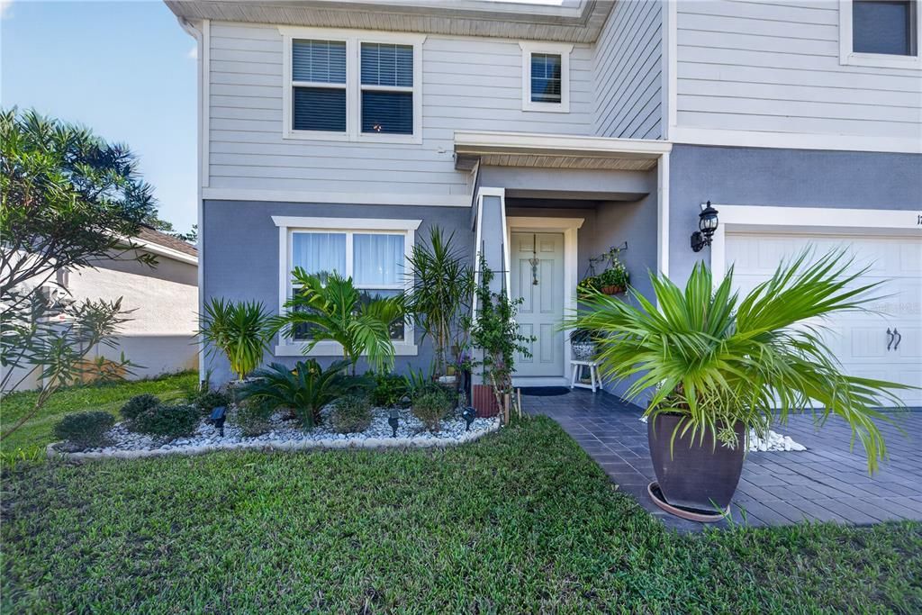 En Venta: $725,000 (5 camas, 3 baños, 2900 Pies cuadrados)