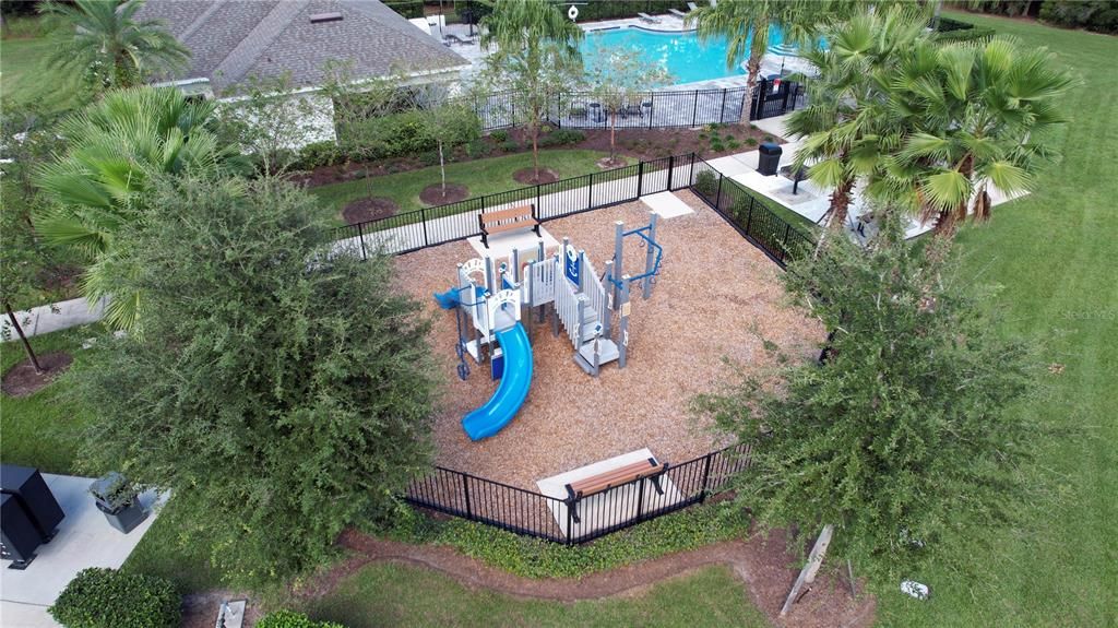 En Venta: $725,000 (5 camas, 3 baños, 2900 Pies cuadrados)