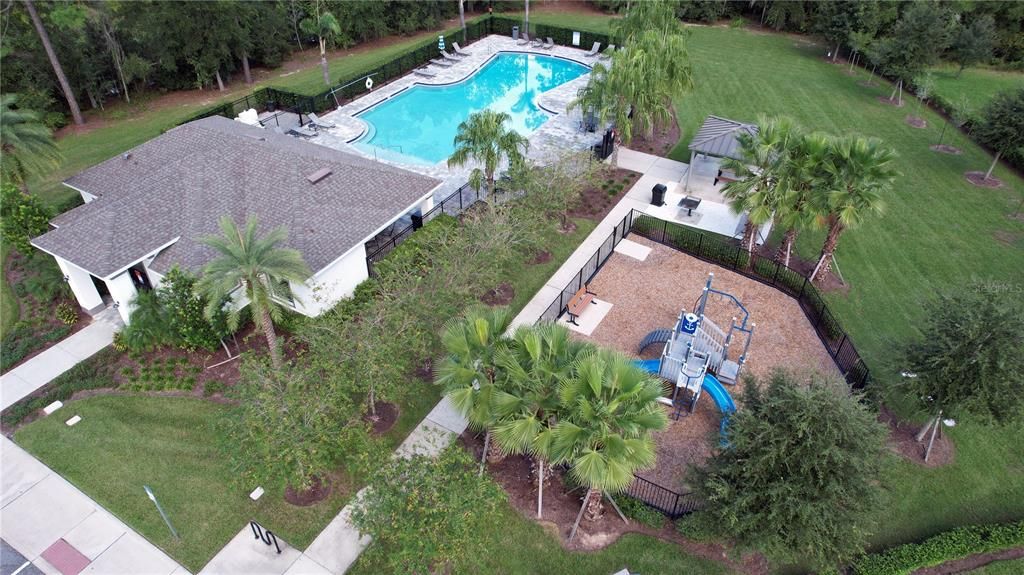 En Venta: $725,000 (5 camas, 3 baños, 2900 Pies cuadrados)