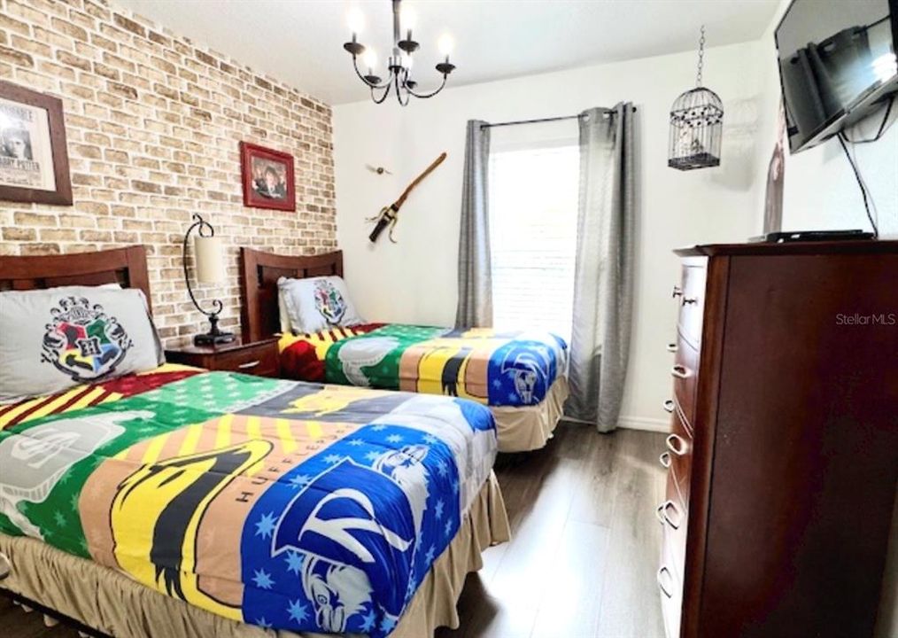 En Venta: $274,900 (3 camas, 2 baños, 1295 Pies cuadrados)