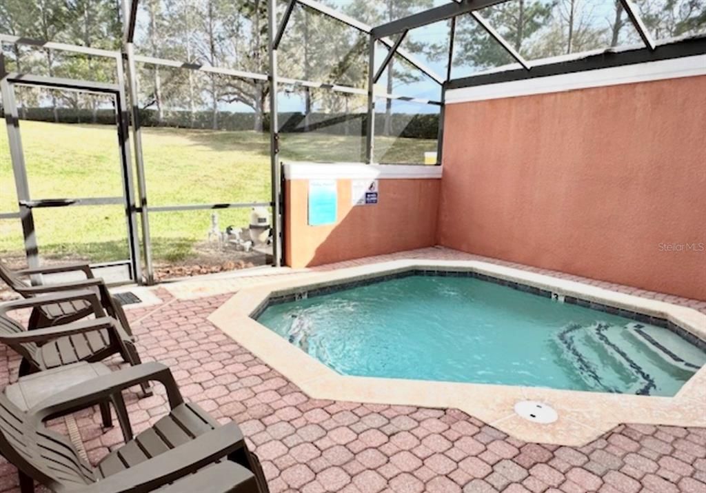 En Venta: $274,900 (3 camas, 2 baños, 1295 Pies cuadrados)