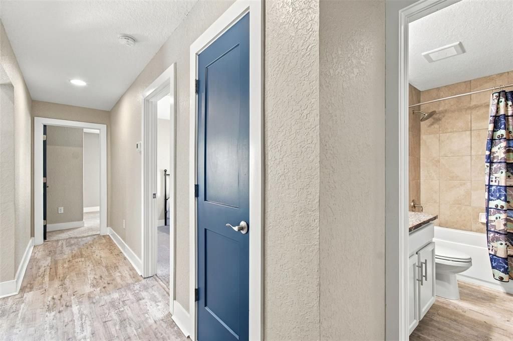 For Sale: $425,000 (4 beds, 2 baths, 1911 Square Feet)