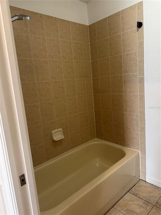 For Rent: $2,250 (2 beds, 2 baths, 950 Square Feet)