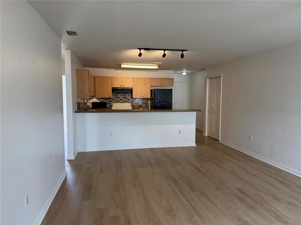 For Rent: $2,250 (2 beds, 2 baths, 950 Square Feet)