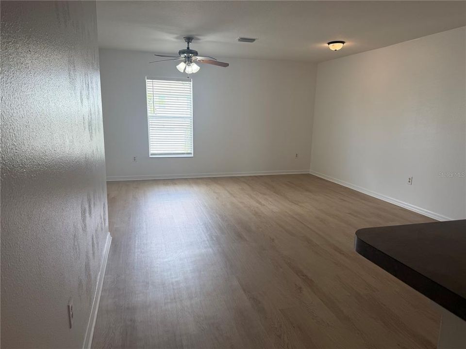 For Rent: $2,250 (2 beds, 2 baths, 950 Square Feet)