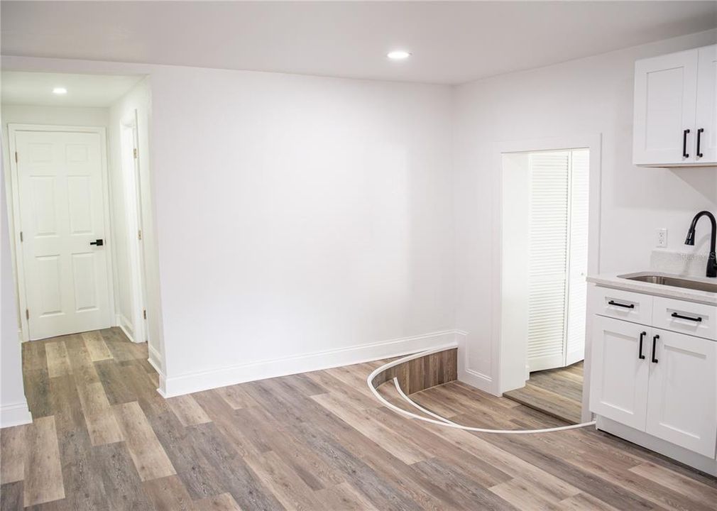 For Sale: $439,000 (4 beds, 2 baths, 2070 Square Feet)