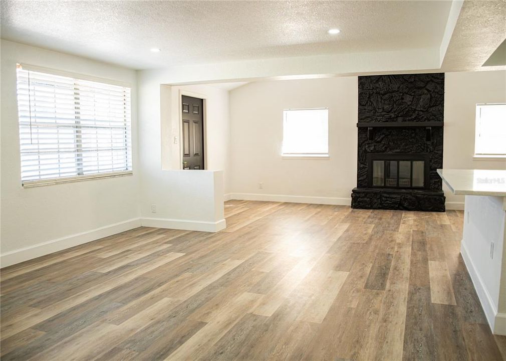 For Sale: $439,000 (4 beds, 2 baths, 2070 Square Feet)