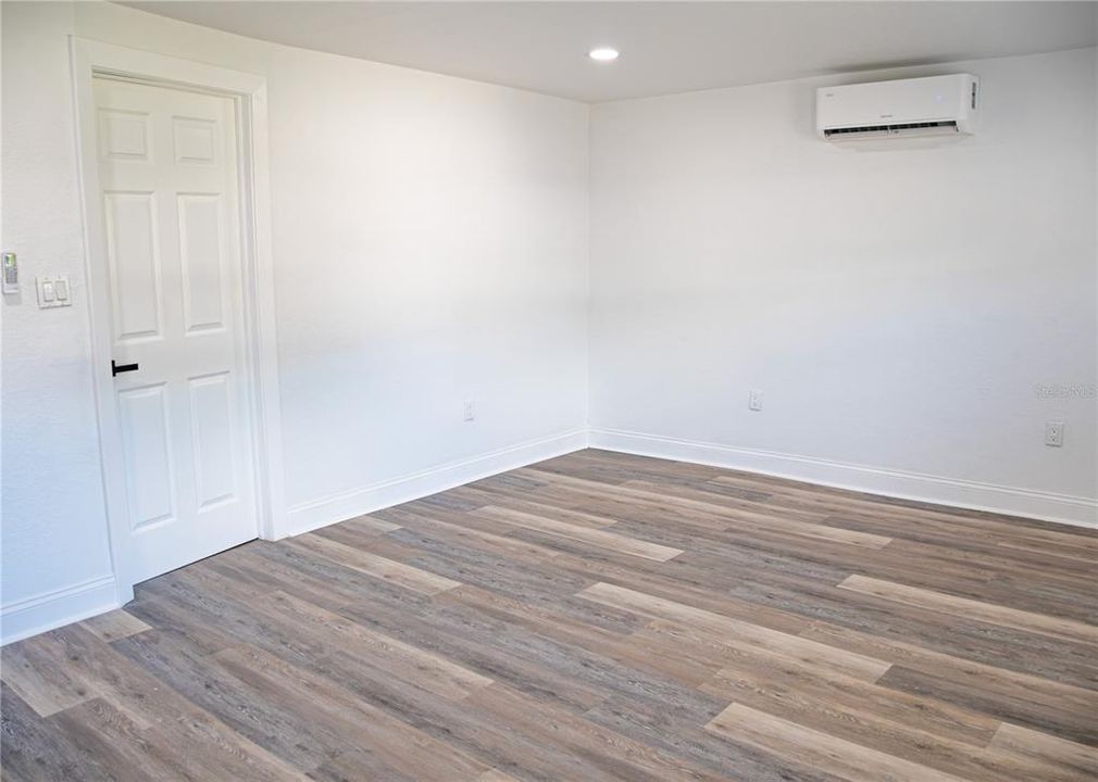 For Sale: $439,000 (4 beds, 2 baths, 2070 Square Feet)