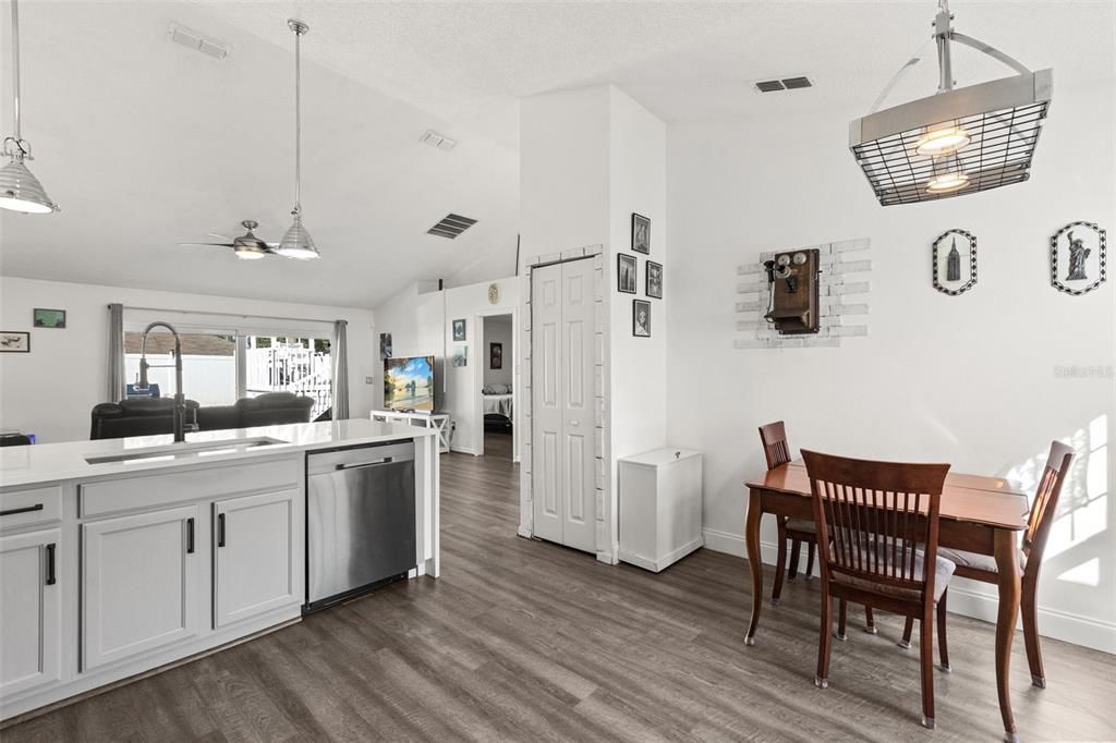 For Sale: $425,000 (4 beds, 2 baths, 1635 Square Feet)