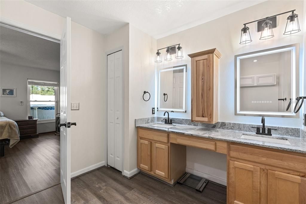 For Sale: $425,000 (4 beds, 2 baths, 1635 Square Feet)