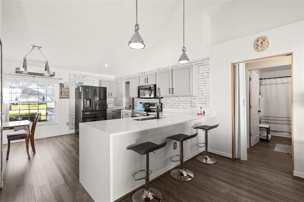 For Sale: $425,000 (4 beds, 2 baths, 1635 Square Feet)