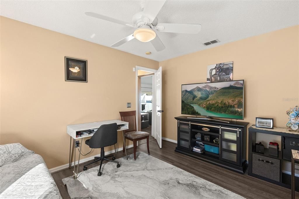 For Sale: $425,000 (4 beds, 2 baths, 1635 Square Feet)