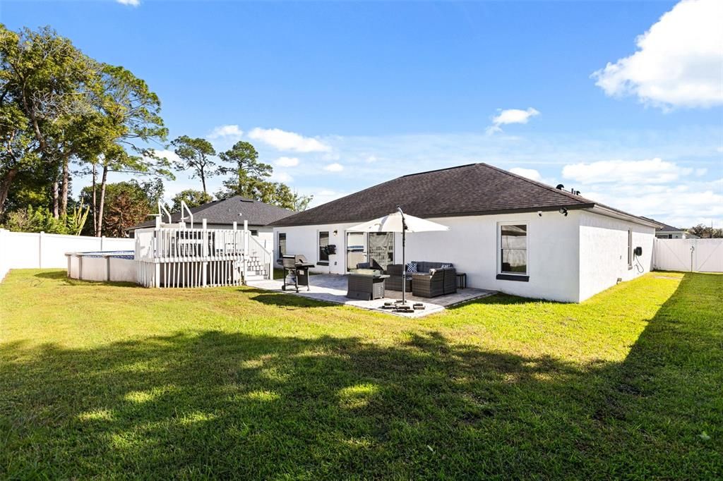 For Sale: $425,000 (4 beds, 2 baths, 1635 Square Feet)