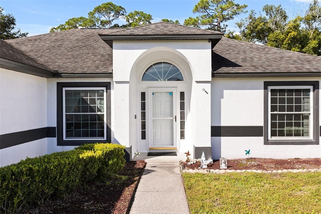 For Sale: $425,000 (4 beds, 2 baths, 1635 Square Feet)