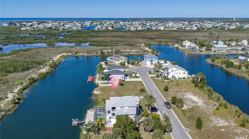 待售: $199,000 (0.17 acres)