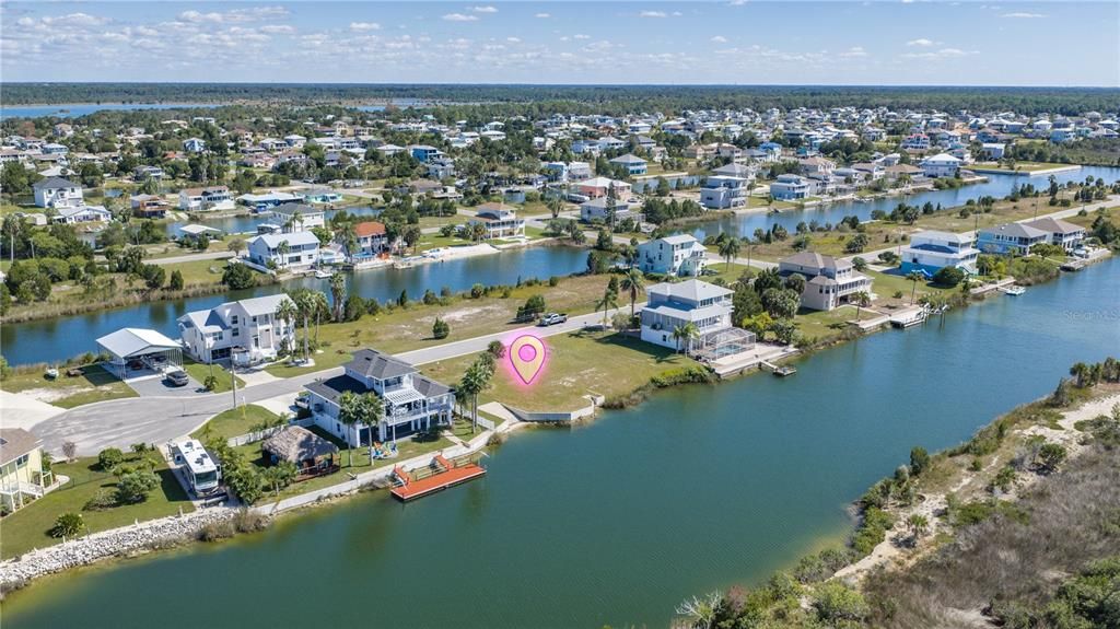 待售: $199,000 (0.17 acres)