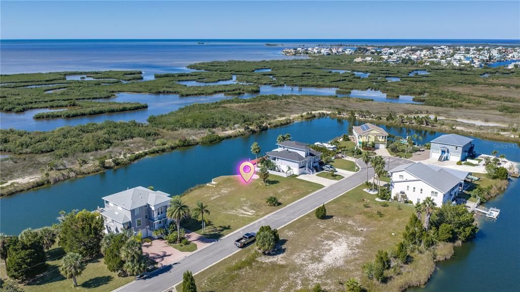 待售: $199,000 (0.17 acres)