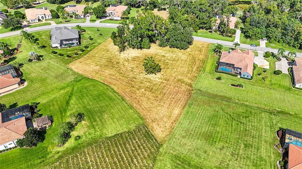 En Venta: $280,000 (1.02 acres)