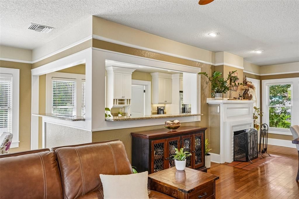 For Sale: $1,650,000 (4 beds, 3 baths, 3840 Square Feet)