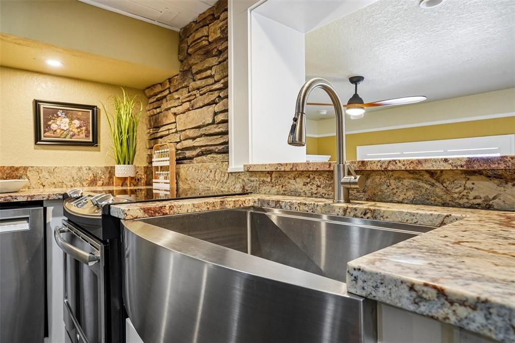 For Sale: $1,650,000 (4 beds, 3 baths, 3840 Square Feet)