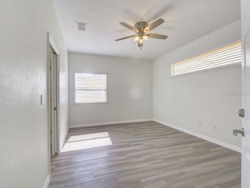 For Sale: $347,000 (2 beds, 2 baths, 1771 Square Feet)