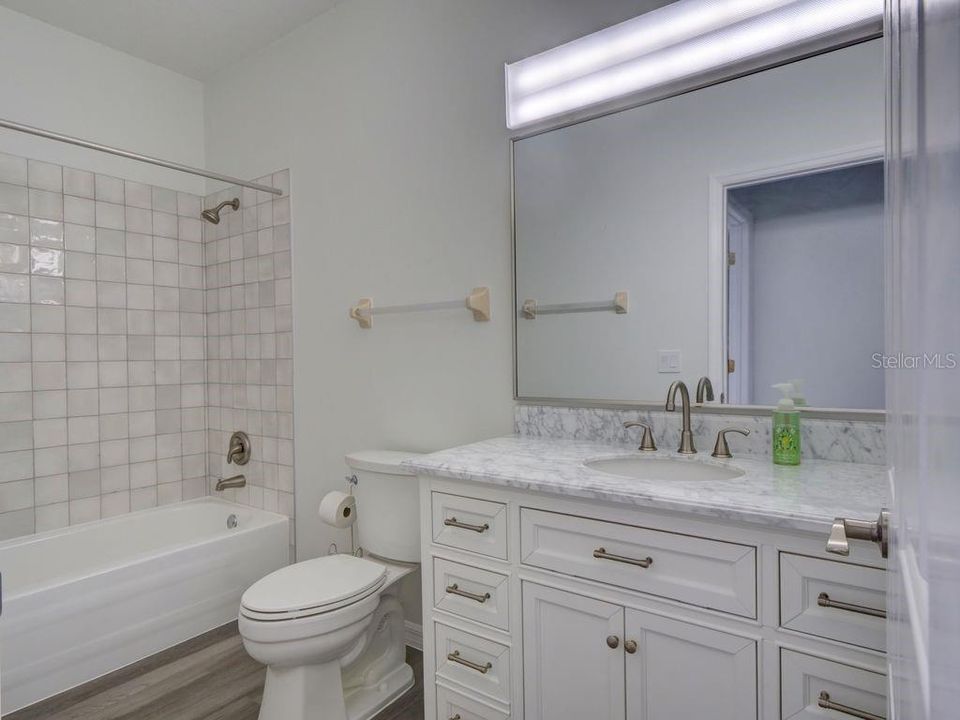 For Sale: $347,000 (2 beds, 2 baths, 1771 Square Feet)
