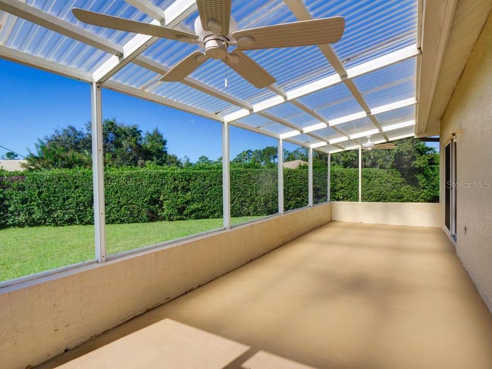 For Sale: $347,000 (2 beds, 2 baths, 1771 Square Feet)