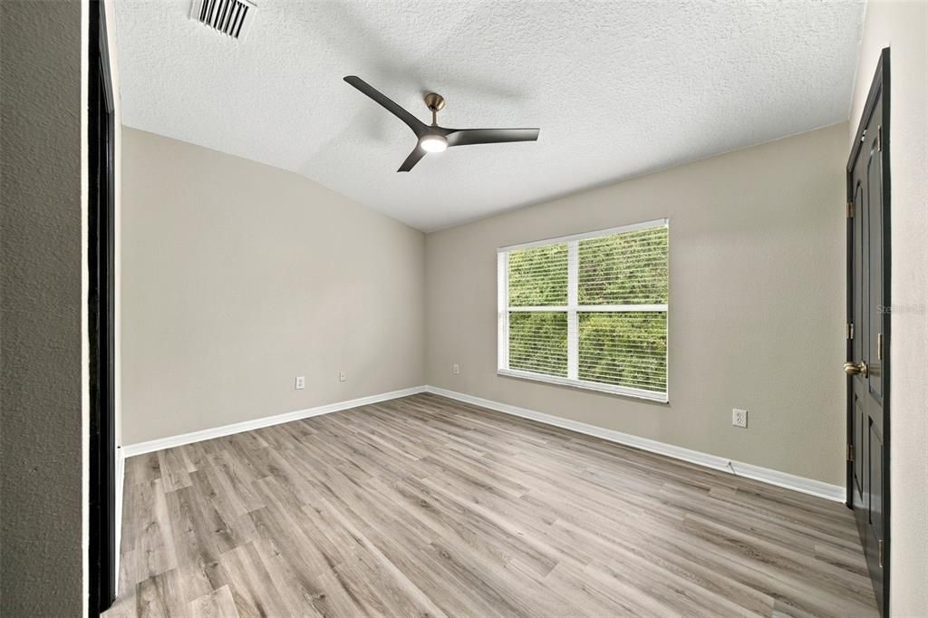 En Venta: $235,000 (2 camas, 2 baños, 1570 Pies cuadrados)