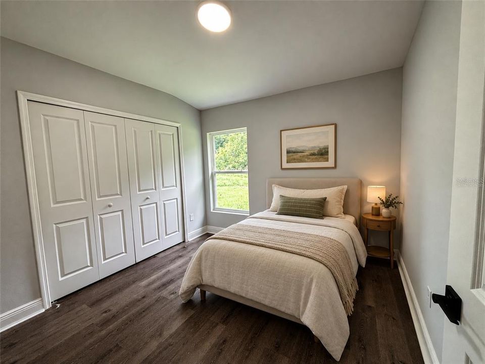 For Sale: $249,900 (3 beds, 2 baths, 999 Square Feet)