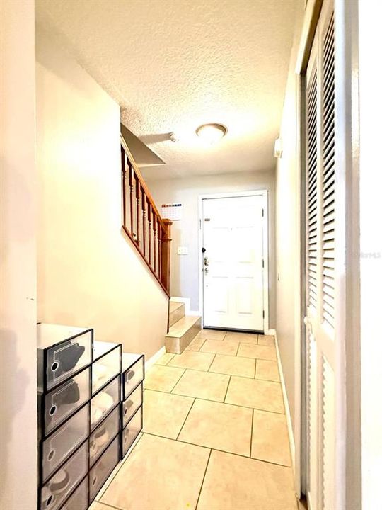 For Sale: $220,000 (2 beds, 1 baths, 1281 Square Feet)