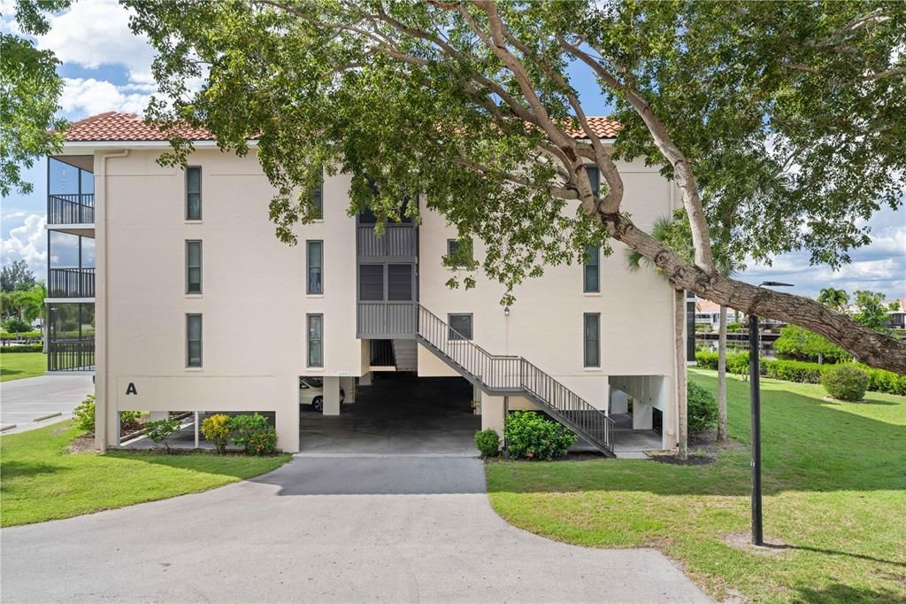 En Venta: $300,000 (3 camas, 2 baños, 1550 Pies cuadrados)