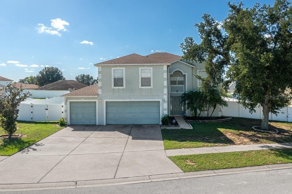 En Venta: $375,000 (4 camas, 2 baños, 2818 Pies cuadrados)