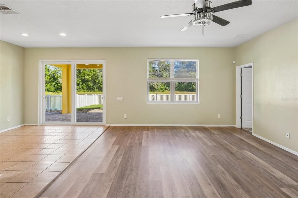 For Sale: $299,900 (3 beds, 2 baths, 1443 Square Feet)
