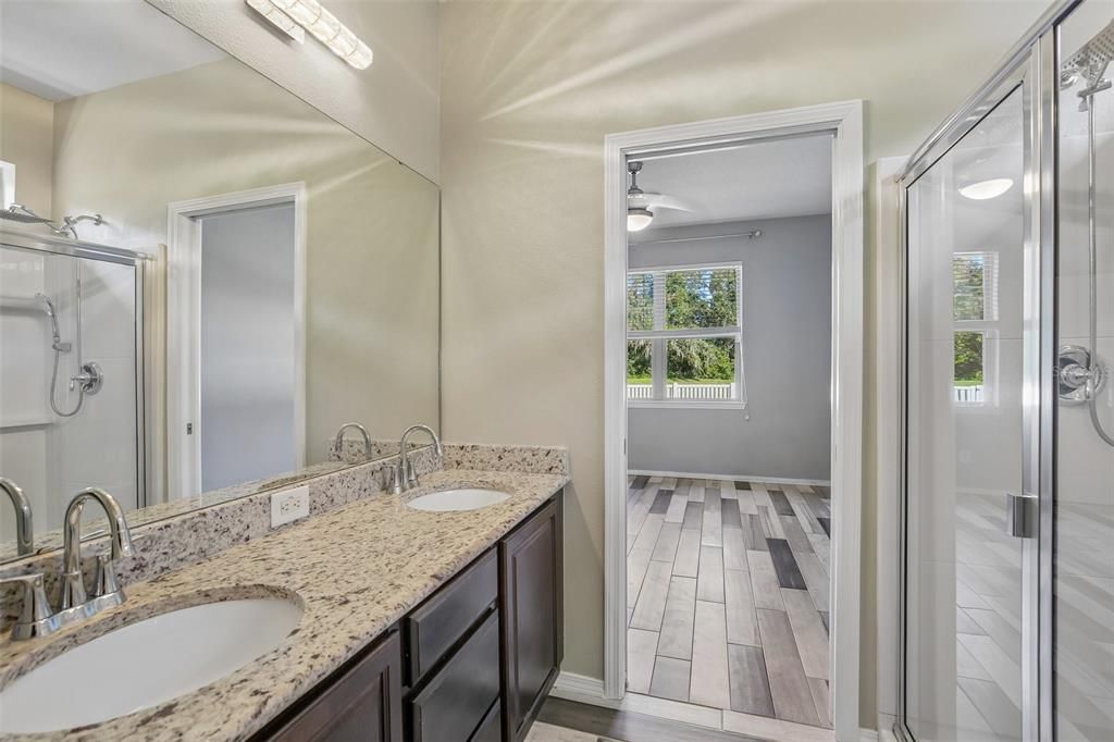For Sale: $299,900 (3 beds, 2 baths, 1443 Square Feet)