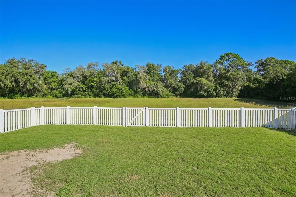 For Sale: $299,900 (3 beds, 2 baths, 1443 Square Feet)