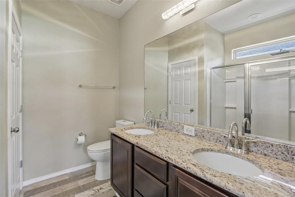 For Sale: $299,900 (3 beds, 2 baths, 1443 Square Feet)