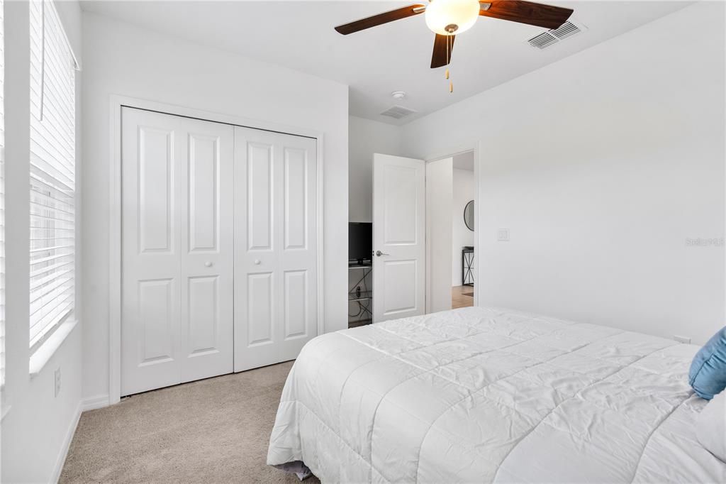 For Sale: $574,999 (6 beds, 3 baths, 3362 Square Feet)