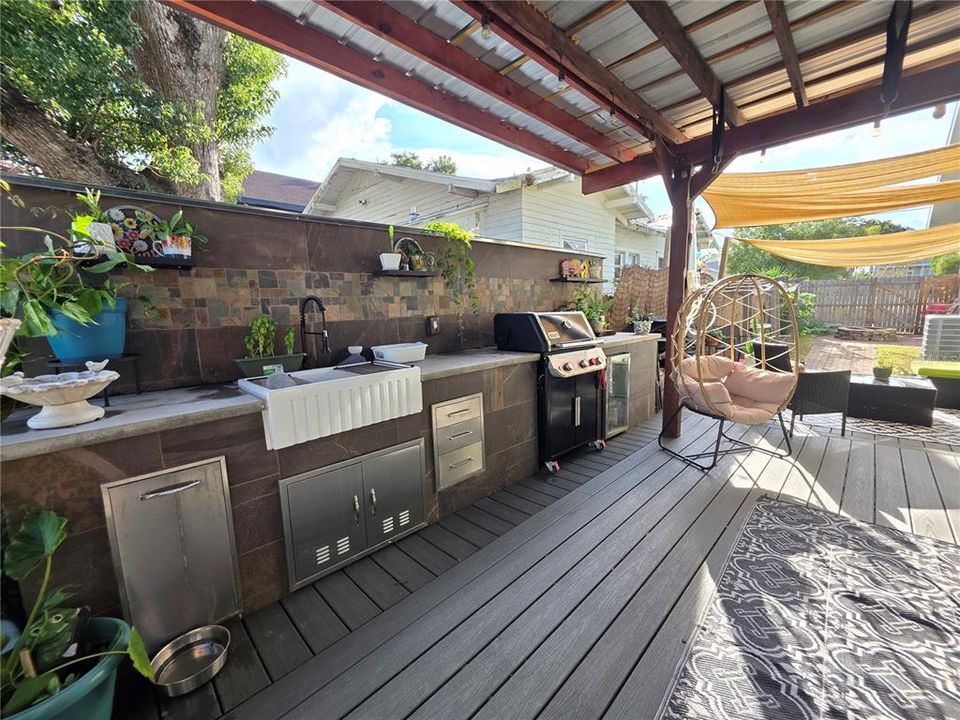 For Sale: $535,000 (0 beds, 0 baths, 2412 Square Feet)