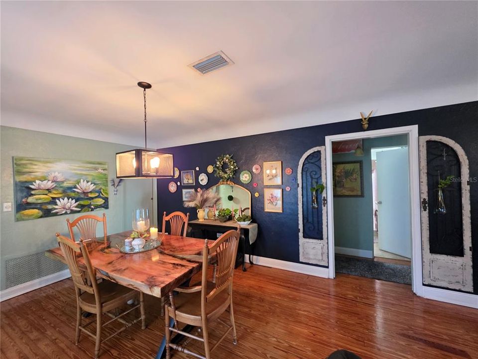 For Sale: $535,000 (0 beds, 0 baths, 2412 Square Feet)