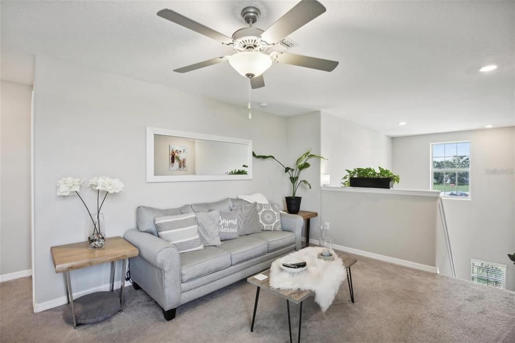 For Sale: $369,999 (5 beds, 2 baths, 2389 Square Feet)