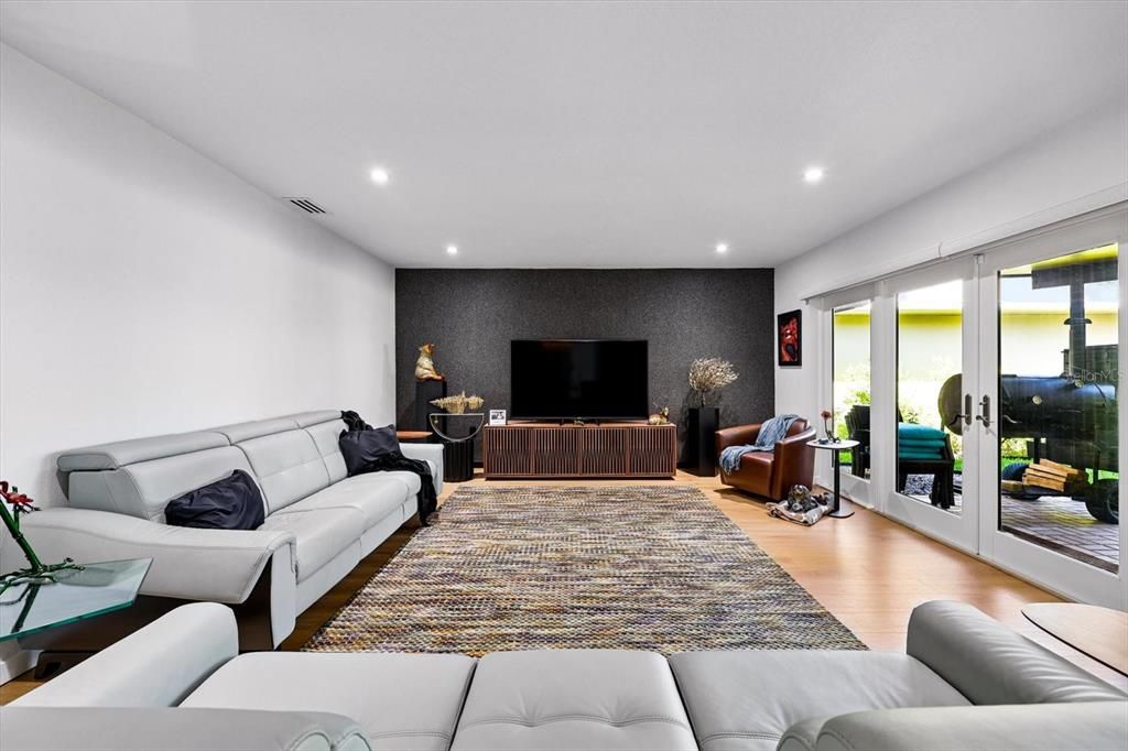En Venta: $495,000 (2 camas, 2 baños, 1714 Pies cuadrados)