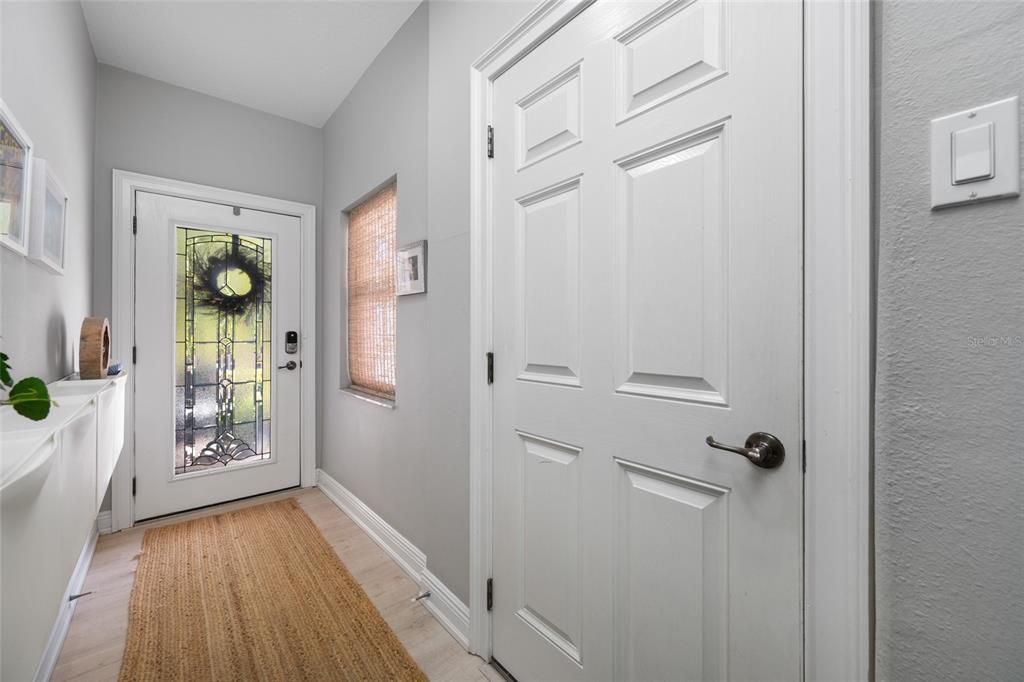 For Sale: $1,088,800 (3 beds, 2 baths, 2473 Square Feet)