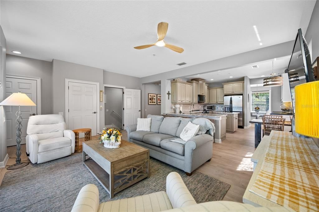 For Sale: $1,088,800 (3 beds, 2 baths, 2473 Square Feet)
