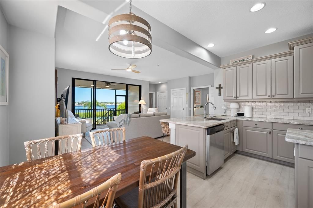 For Sale: $1,088,800 (3 beds, 2 baths, 2473 Square Feet)