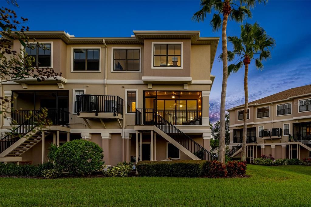 For Sale: $1,088,800 (3 beds, 2 baths, 2473 Square Feet)